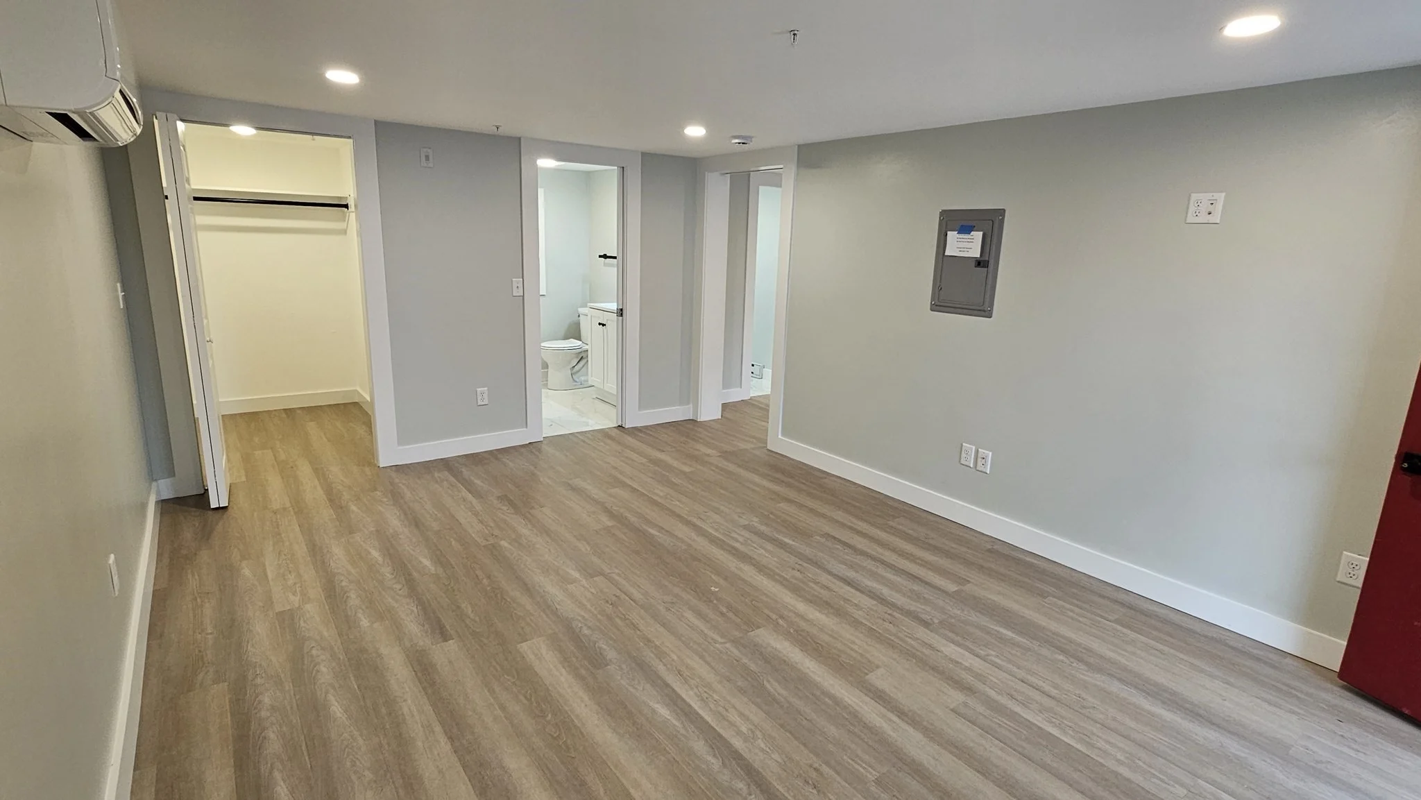 1 bed, 1 bath apartment for rent at 825 Scenic Hwy Unit 2, Bourne — photo 10 of 20