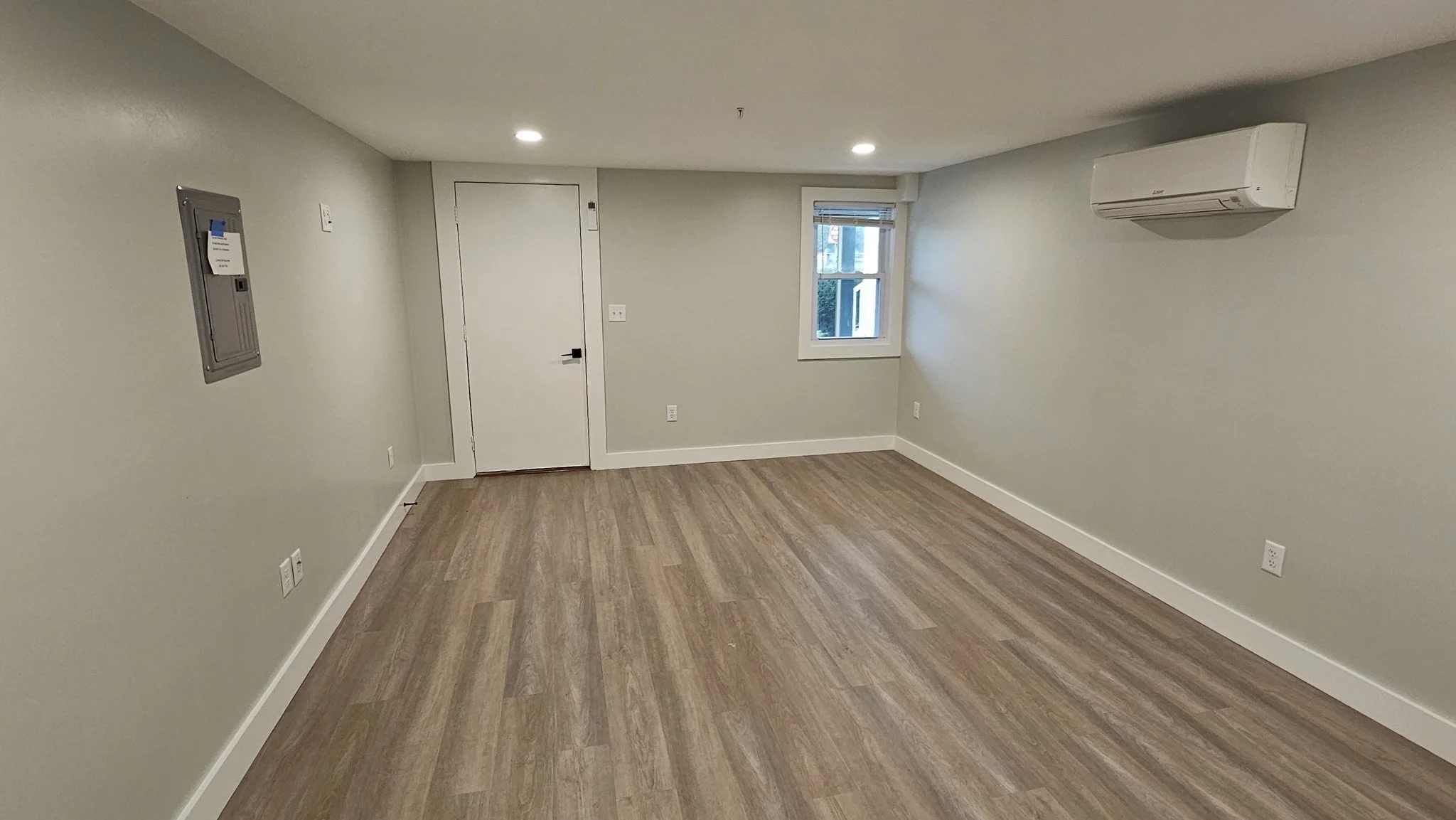 1 bed, 1 bath apartment for rent at 825 Scenic Hwy Unit 2, Bourne — photo 8 of 20