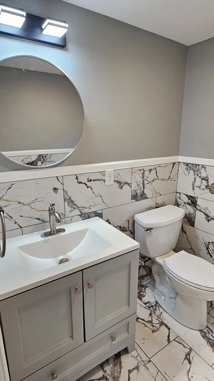 1 bed, 1 bath apartment for rent at 825 Scenic Hwy Unit 4, Bourne — photo 10 of 27
