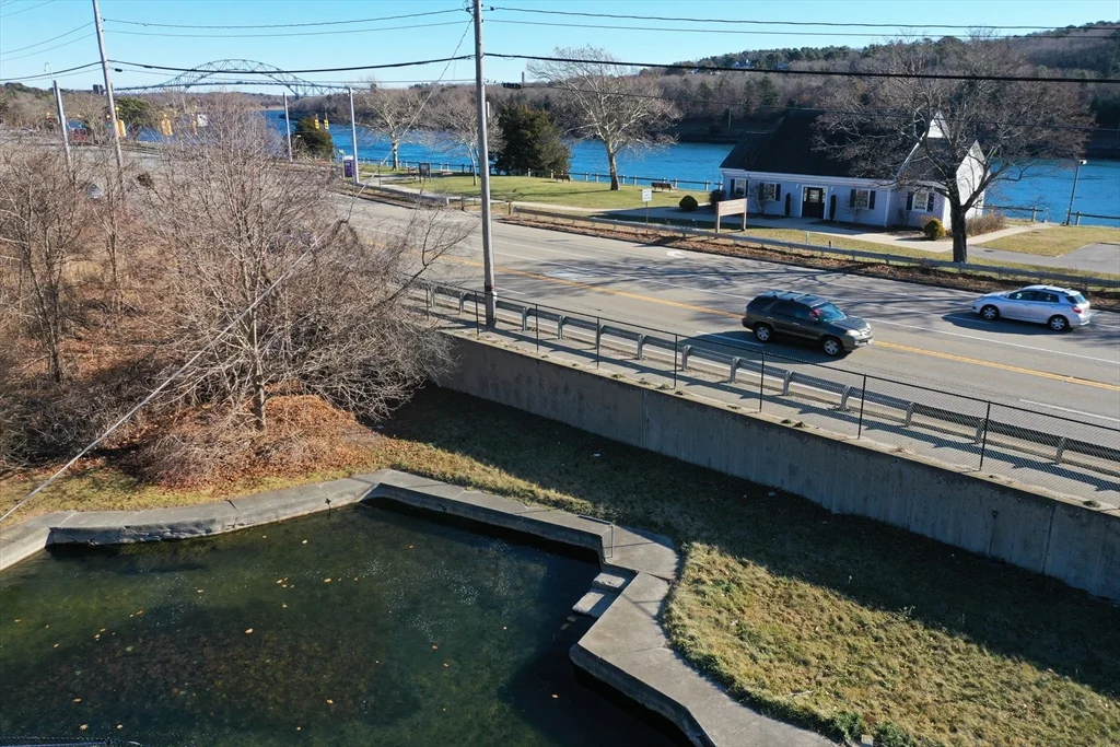 1 bed, 1 bath apartment for rent at 825 Scenic Hwy Unit 4, Bourne — photo 24 of 27