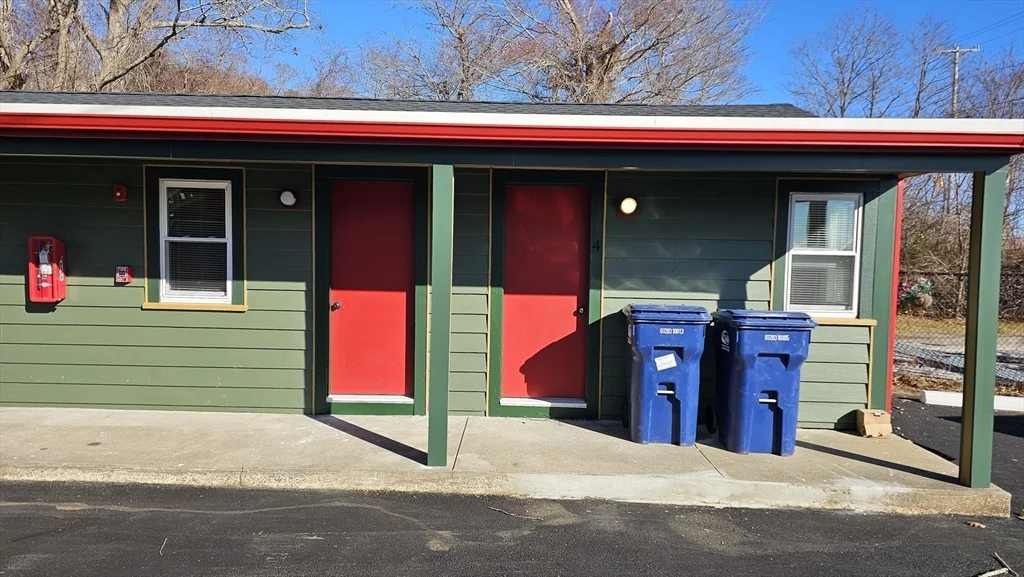 1 bed, 1 bath apartment for rent at 825 Scenic Hwy Unit 4, Bourne — photo 18 of 27