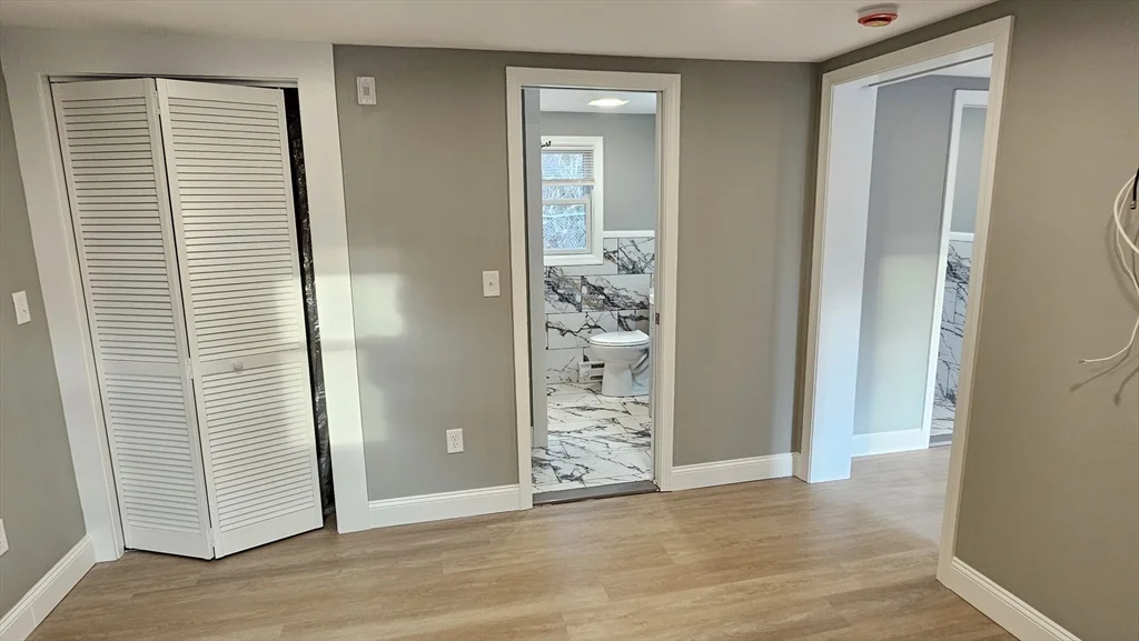 1 bed, 1 bath apartment for rent at 825 Scenic Hwy Unit 4, Bourne — photo 13 of 27