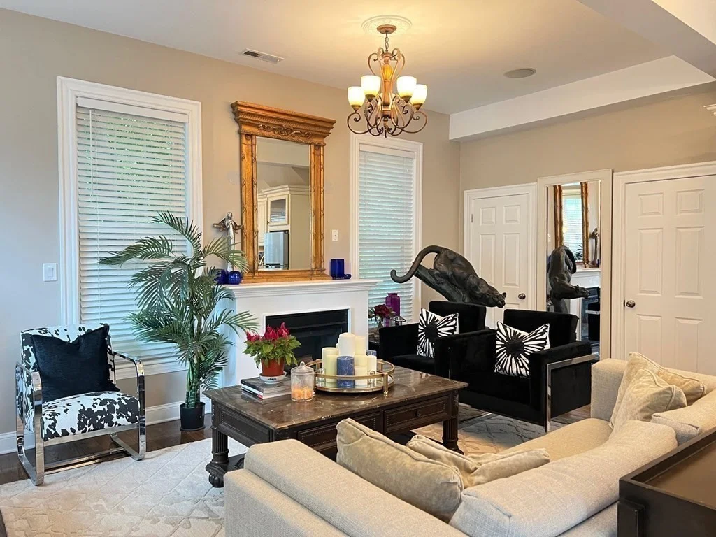 2 bed, 1.5 bath apartment for rent at 826 Watertown St Unit R, Newton