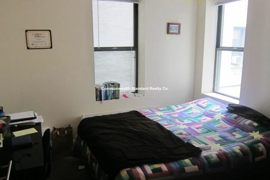 3 bed, 1 bath apartment for rent at 829 Beacon St Unit 1E, Fenway — photo 14 of 26