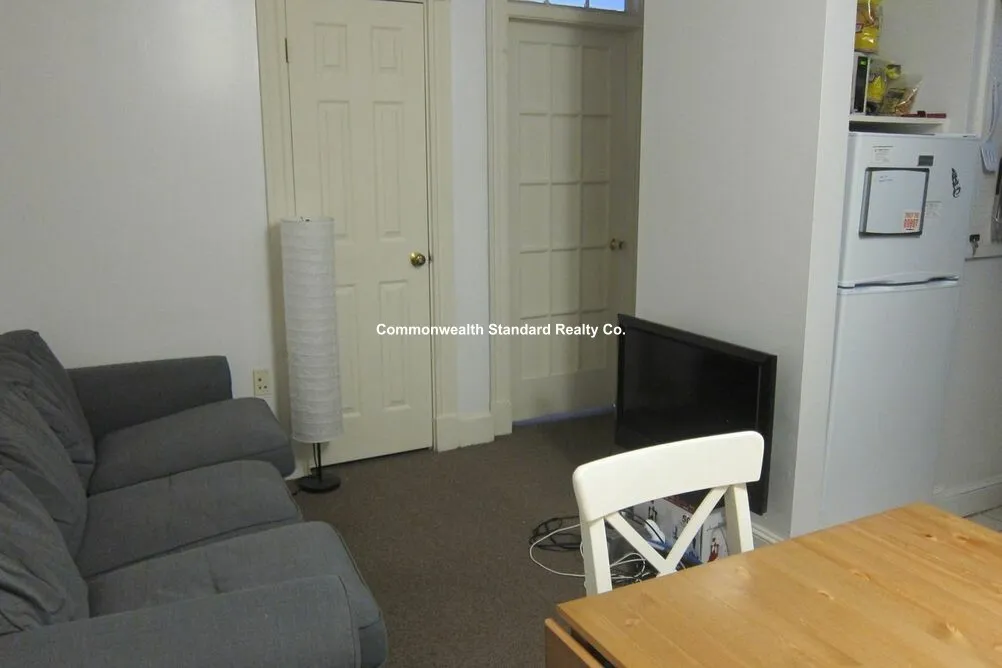 3 bed, 1 bath apartment for rent at 829 Beacon St Unit 1E, Fenway — photo 18 of 26