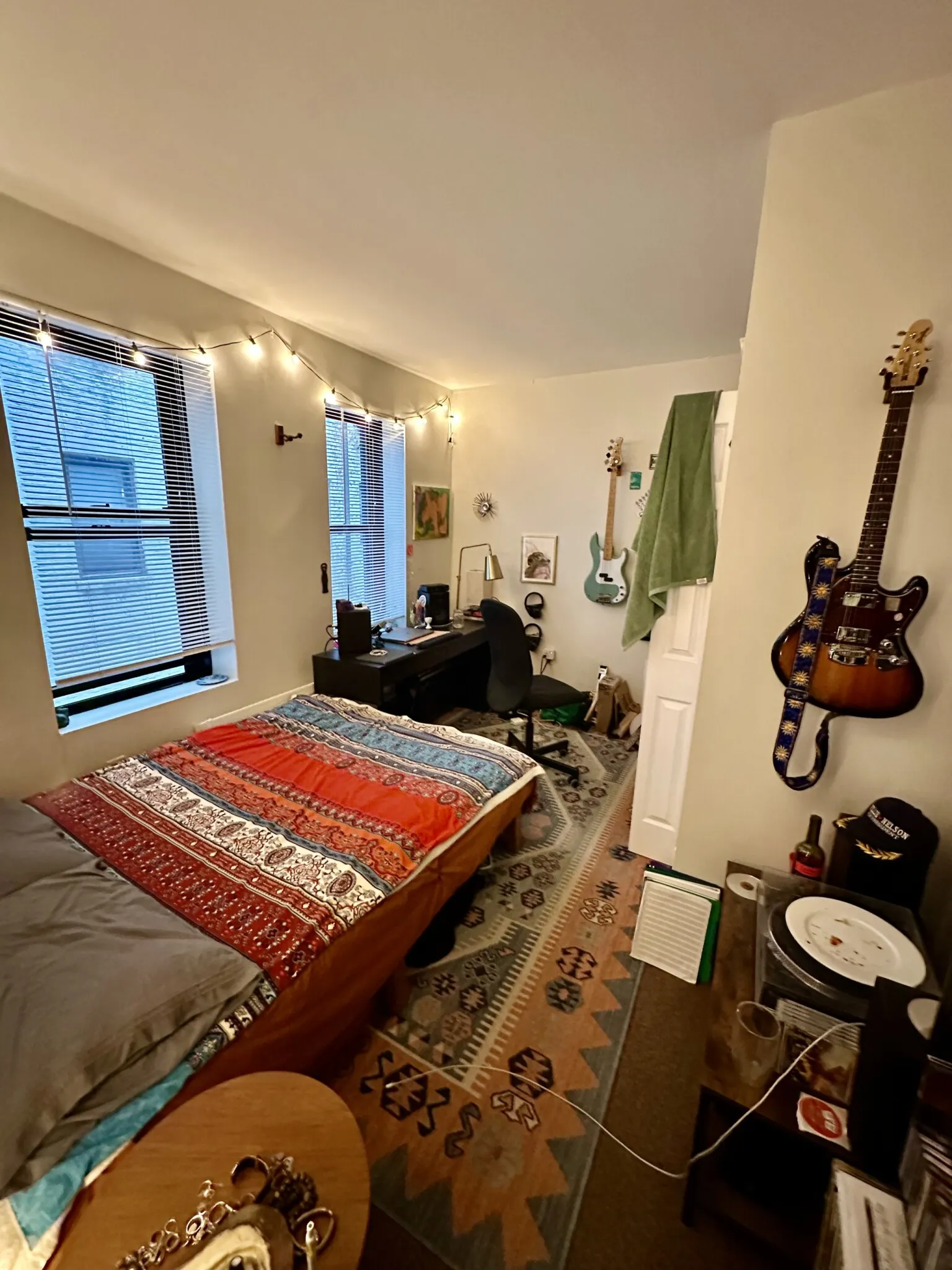 3 bed, 1 bath apartment for rent at 829 Beacon St Unit 1E, Fenway — photo 7 of 26
