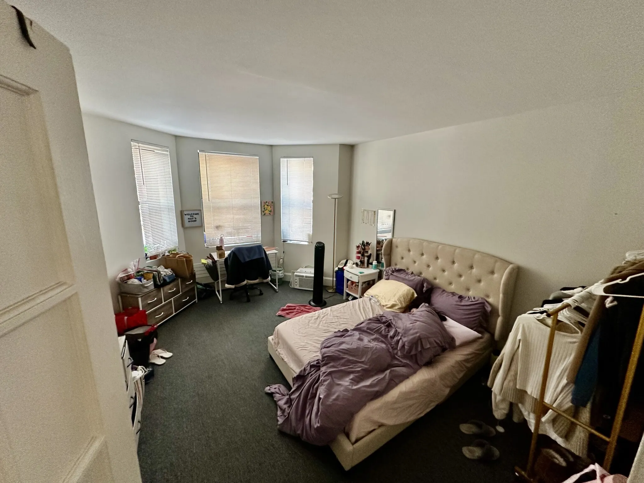 3 bed, 1 bath apartment for rent at 829 Beacon St Unit 2B, Fenway — photo 6 of 9