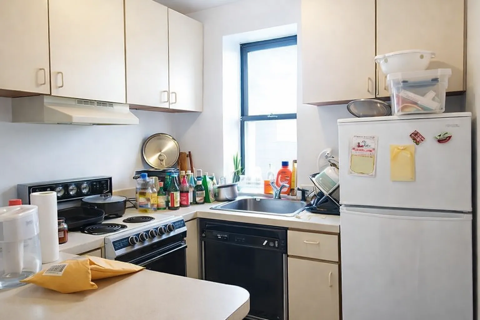 1 bed, 1 bath apartment for rent at 829 Beacon St Unit 2C, Fenway — photo 2 of 12