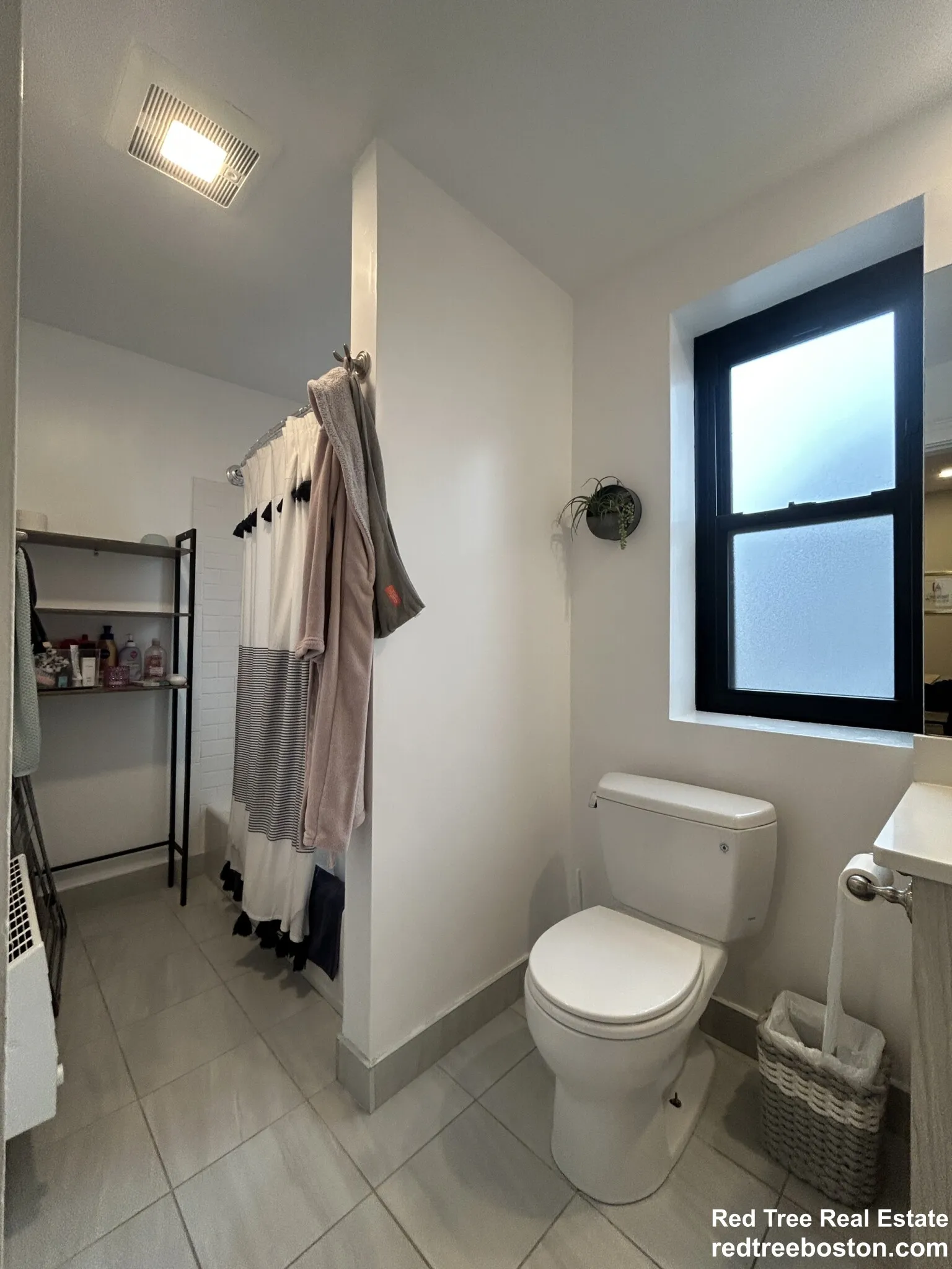 1 bed, 1 bath apartment for rent at 829 Beacon St Unit 5D, Fenway — photo 6 of 14