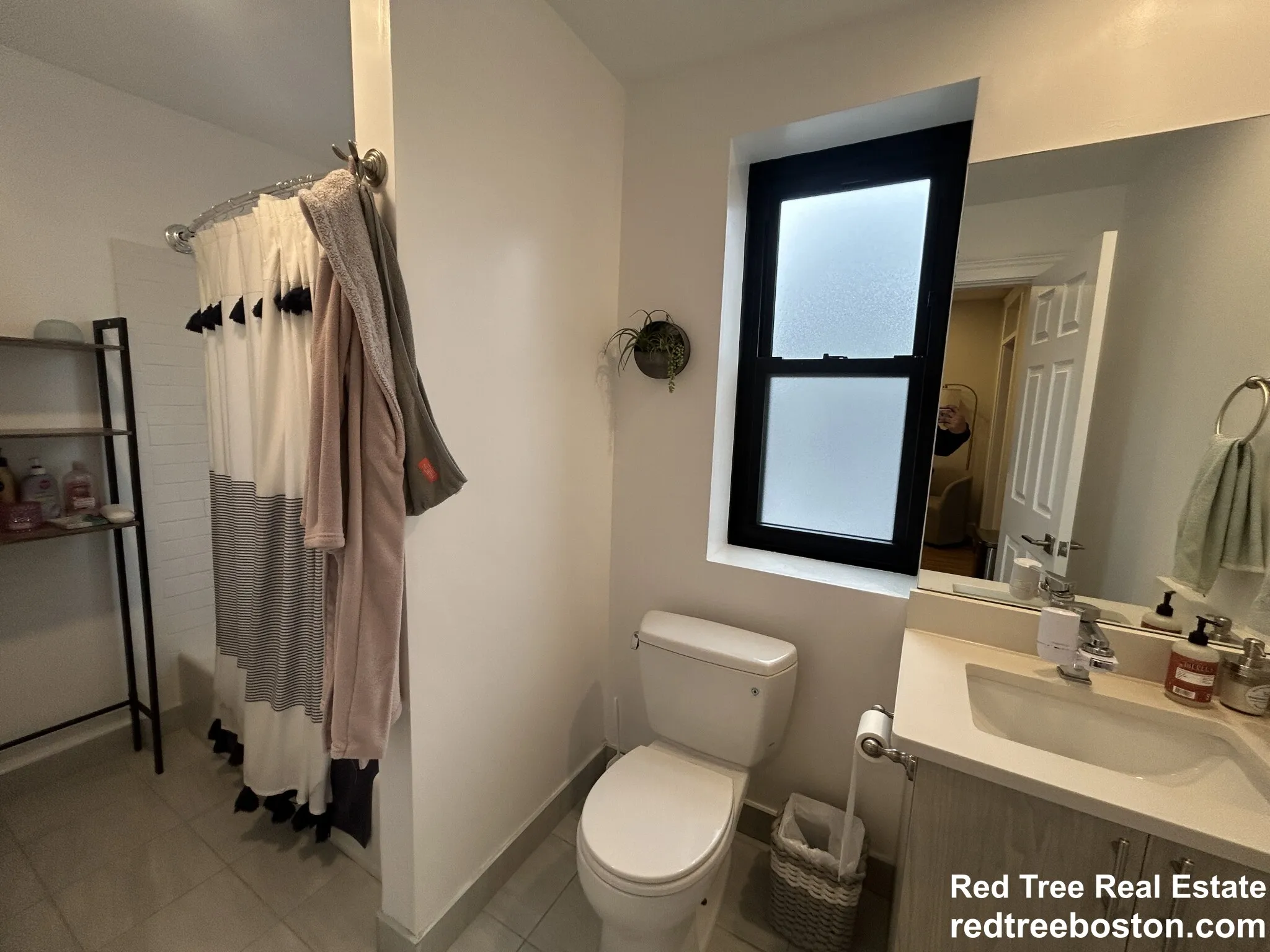 1 bed, 1 bath apartment for rent at 829 Beacon St Unit 5D, Fenway — photo 9 of 14