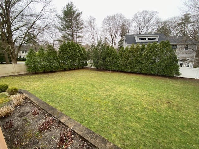 5 bed, 4+ bath apartment for rent at 829 Chestnut St Unit 829, Waban — photo 22 of 24