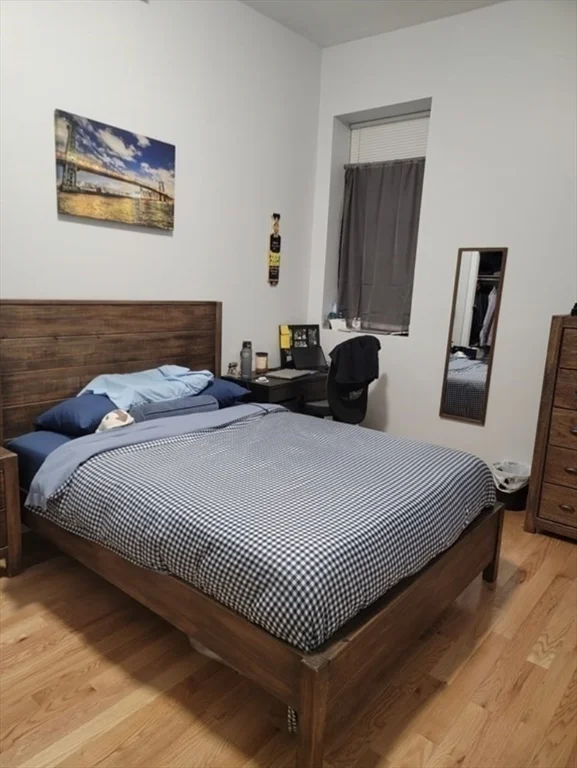 5 bed, 2 bath apartment for rent at 83-85 Highland St Unit 1, Roxbury — photo 8 of 9