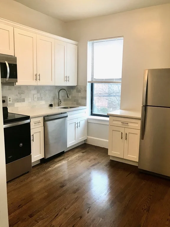 5 bed, 2 bath apartment for rent at 83-85 Highland St Unit 2, Roxbury