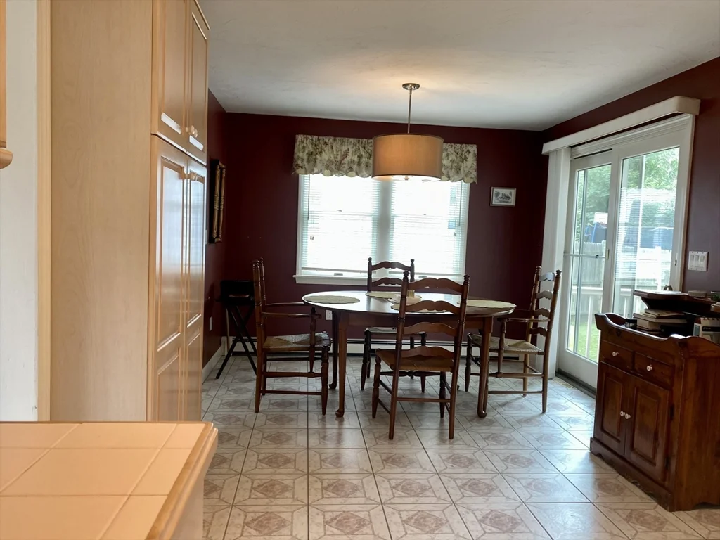 2 bed, 2 bath apartment for rent at 83 Ann Vinal, East Braintree — photo 6 of 18