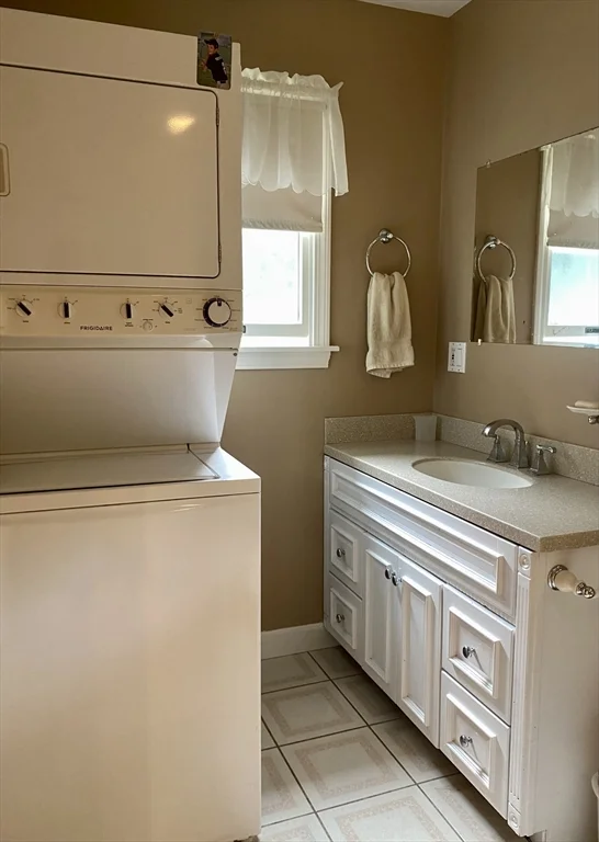 2 bed, 2 bath apartment for rent at 83 Ann Vinal, East Braintree — photo 14 of 18