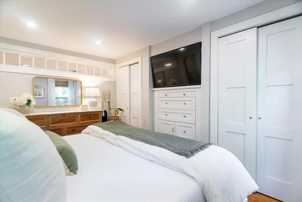 2 bed, 2 bath apartment for rent at 83 Appleton St Unit 1, South End — photo 6 of 21