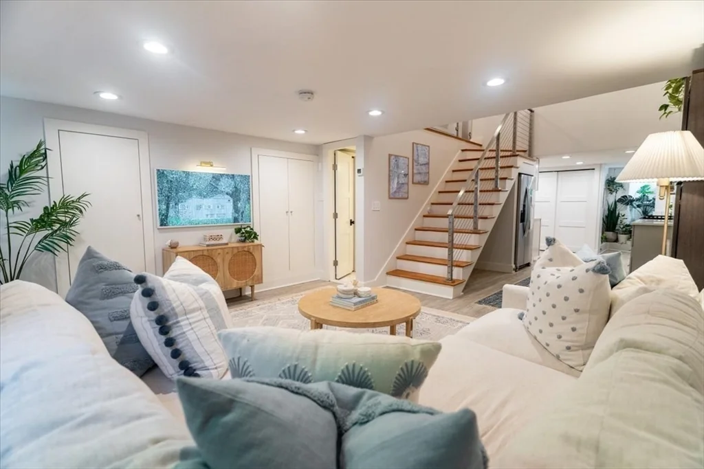2 bed, 2 bath apartment for rent at 83 Appleton St Unit 1, South End — photo 19 of 21