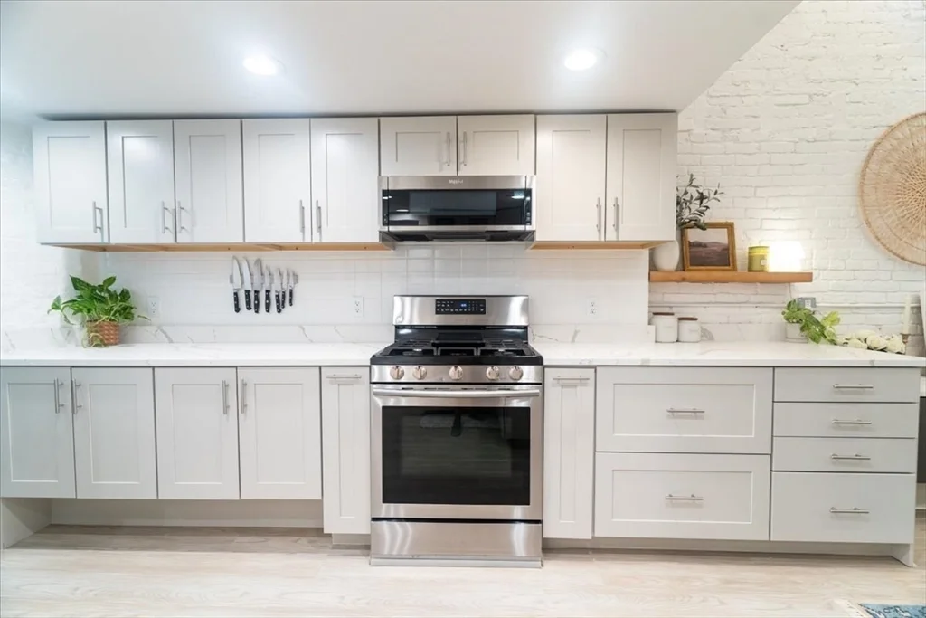2 bed, 2 bath apartment for rent at 83 Appleton St Unit 1, South End — photo 13 of 21