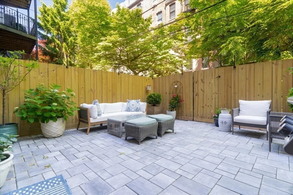 2 bed, 2 bath apartment for rent at 83 Appleton St Unit 1, South End — photo 21 of 21