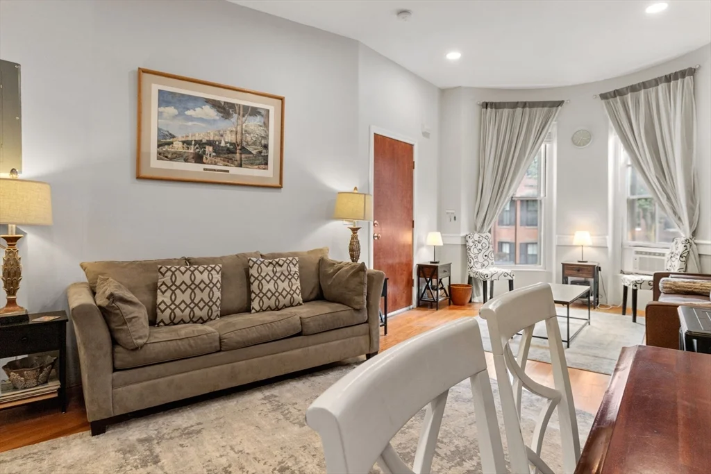 1 bed, 1 bath apartment for rent at 83 Appleton St Unit 2, Back Bay — photo 6 of 15