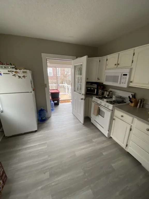 4 bed, 2 bath apartment for rent at 83 Bigelow St Unit 1, Quincy — photo 7 of 18