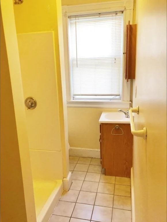 3 bed, 2 bath apartment for rent at 83 Bigelow St Unit 2, Quincy — photo 22 of 23