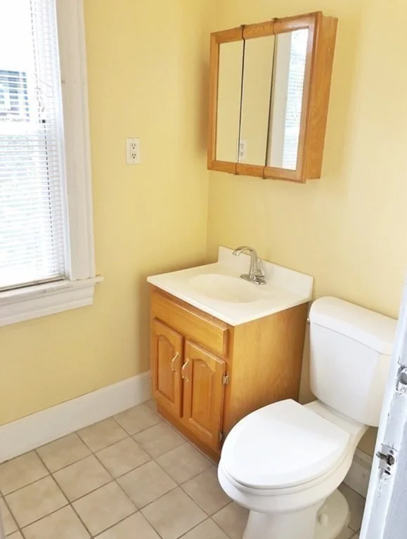 3 bed, 2 bath apartment for rent at 83 Bigelow St Unit 2, Quincy — photo 20 of 23
