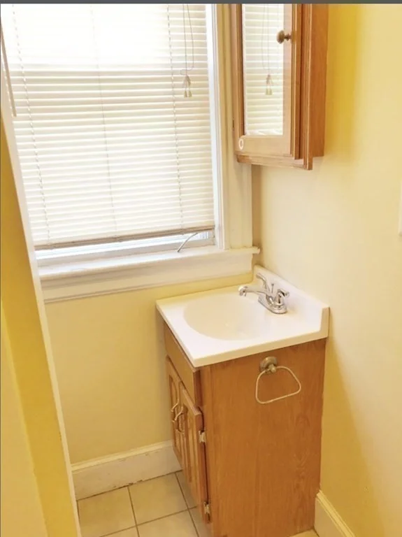 3 bed, 2 bath apartment for rent at 83 Bigelow St Unit 2, Quincy — photo 23 of 23