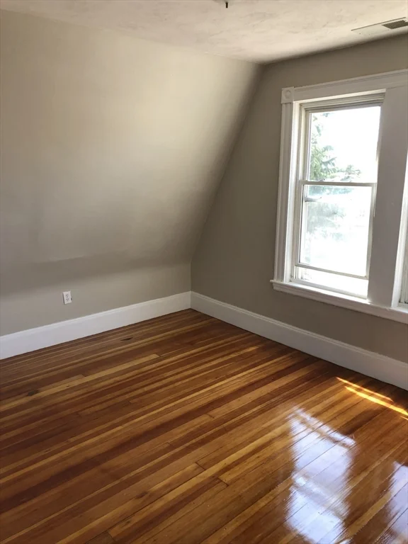 3 bed, 1 bath apartment for rent at 83 Bigelow St Unit 3, Quincy — photo 17 of 20
