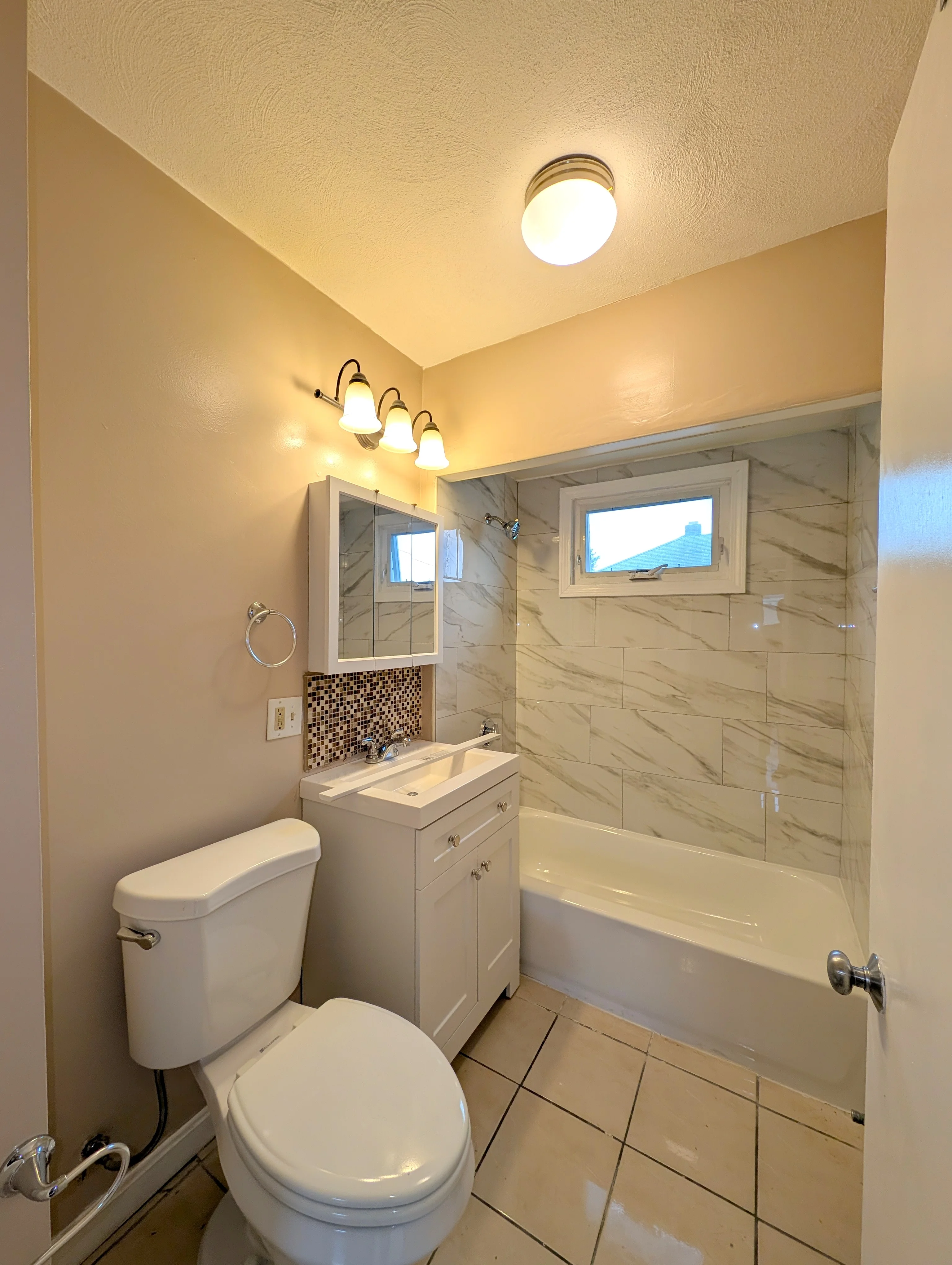 2 bed, 1 bath apartment for rent at 83 Billings Ave Unit 83, South Medford — photo 15 of 20