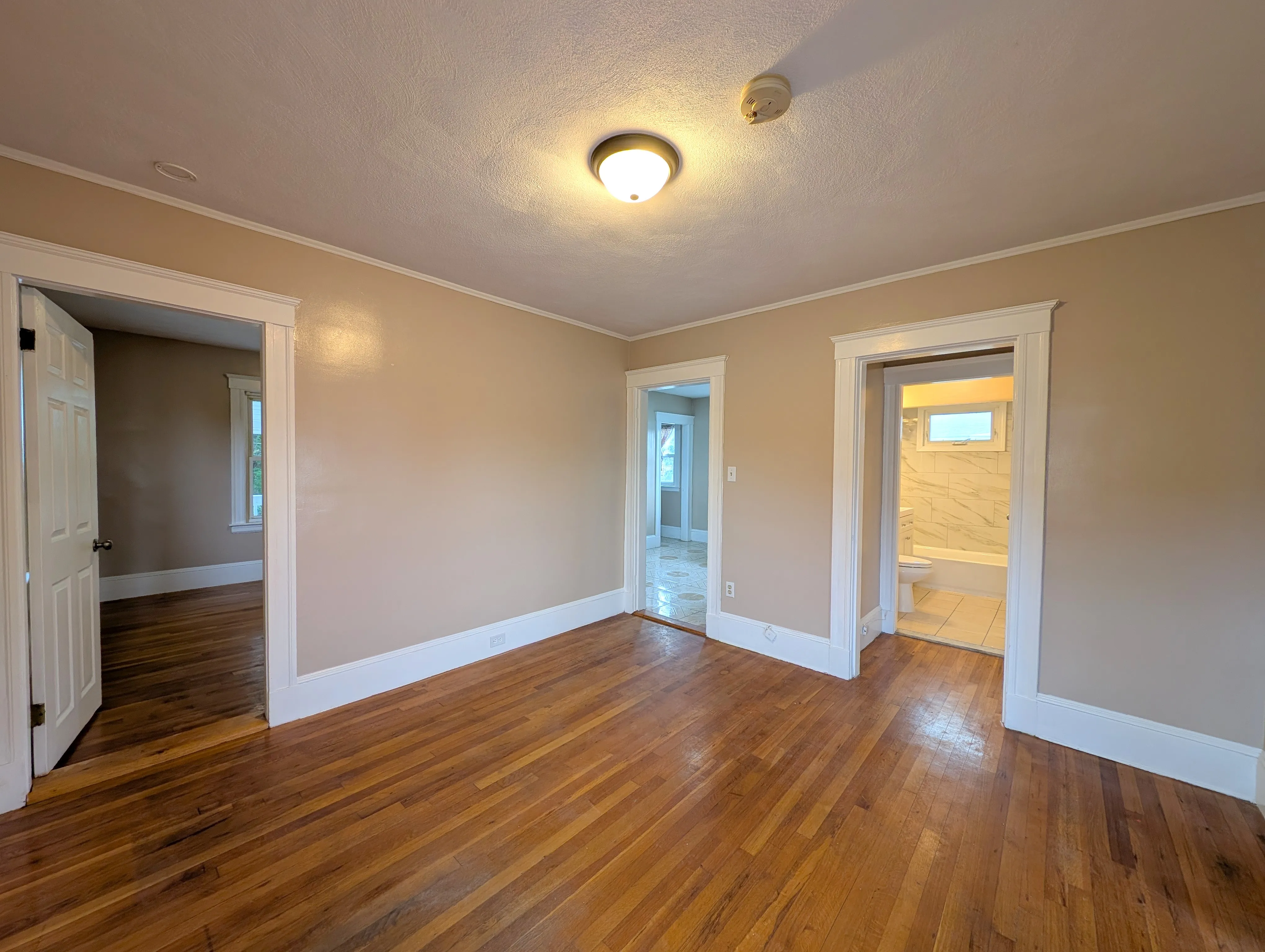 2 bed, 1 bath apartment for rent at 83 Billings Ave Unit 83, South Medford — photo 7 of 20