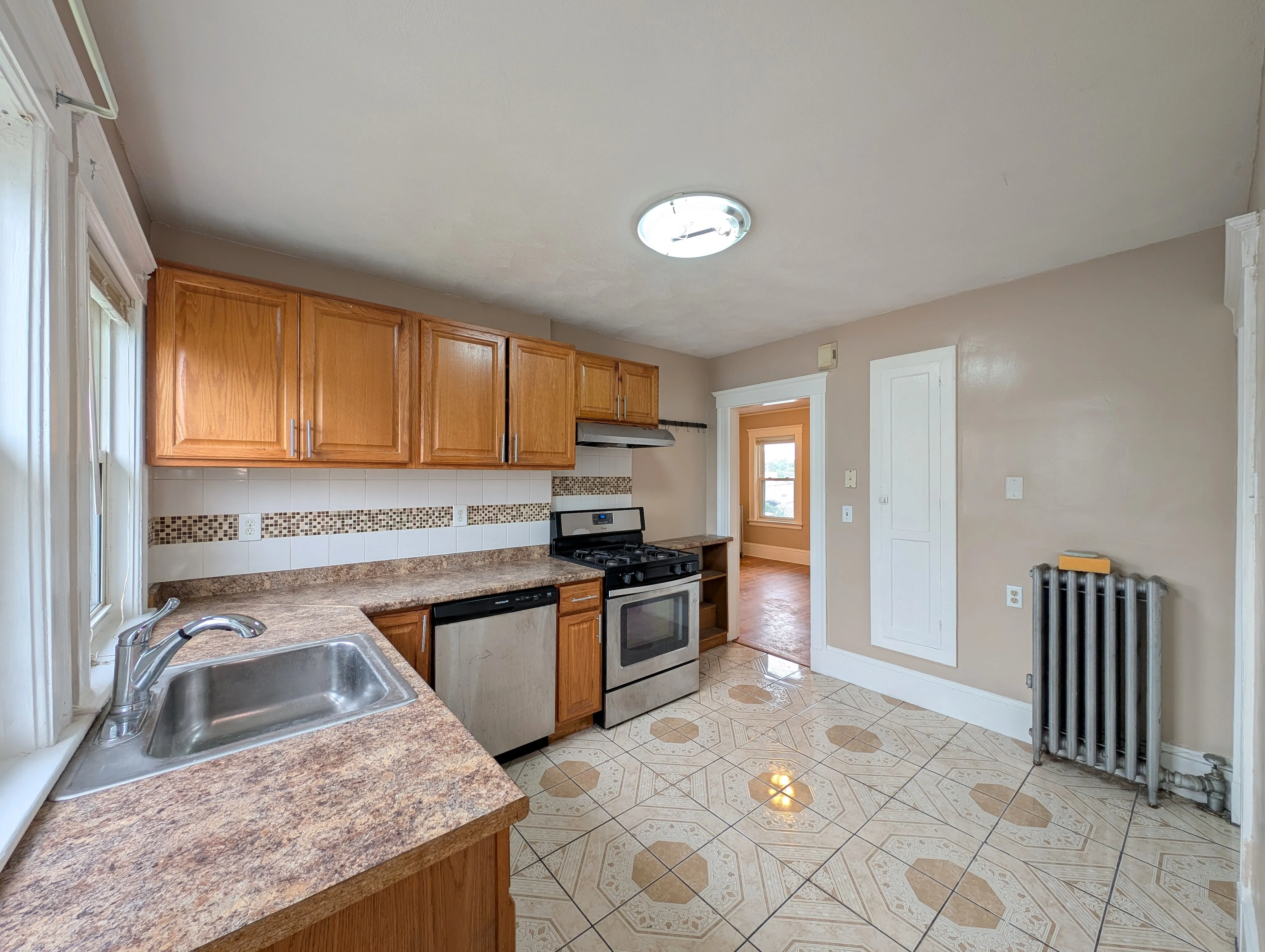 2 bed, 1 bath apartment for rent at 83 Billings Ave Unit 83, South Medford — photo 13 of 20