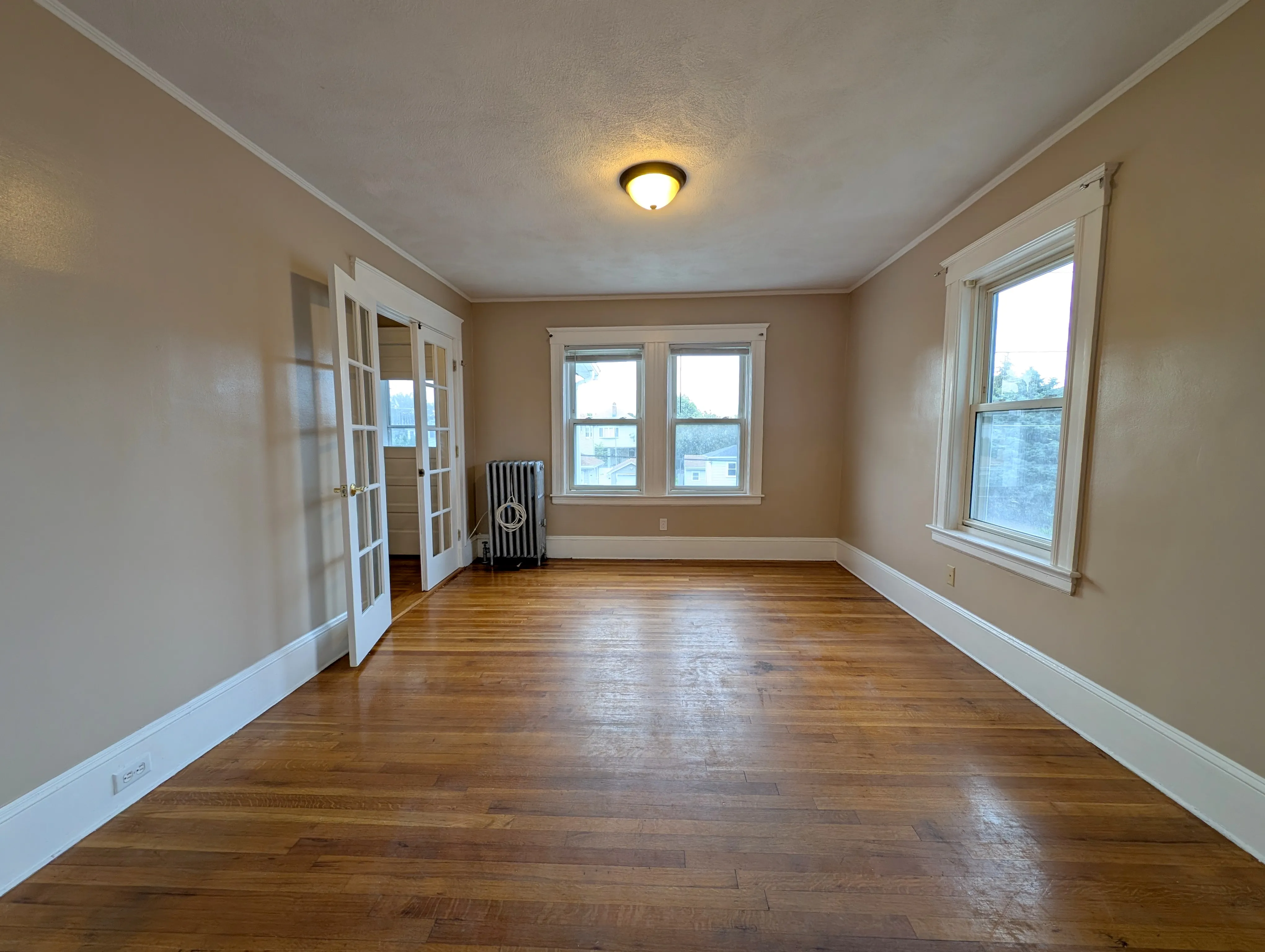 2 bed, 1 bath apartment for rent at 83 Billings Ave Unit 83, South Medford — photo 2 of 20