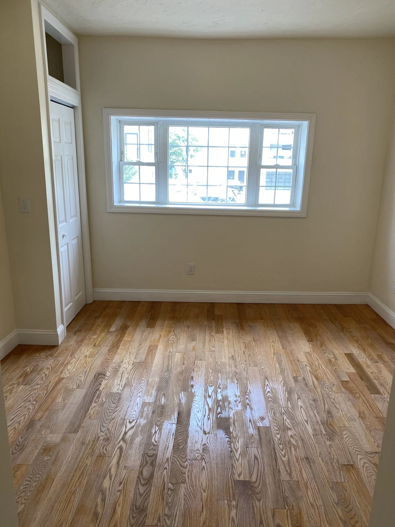 Studio bed, 1 bath apartment for rent at 83 Bolton St Unit 1, South Boston — photo 9 of 9