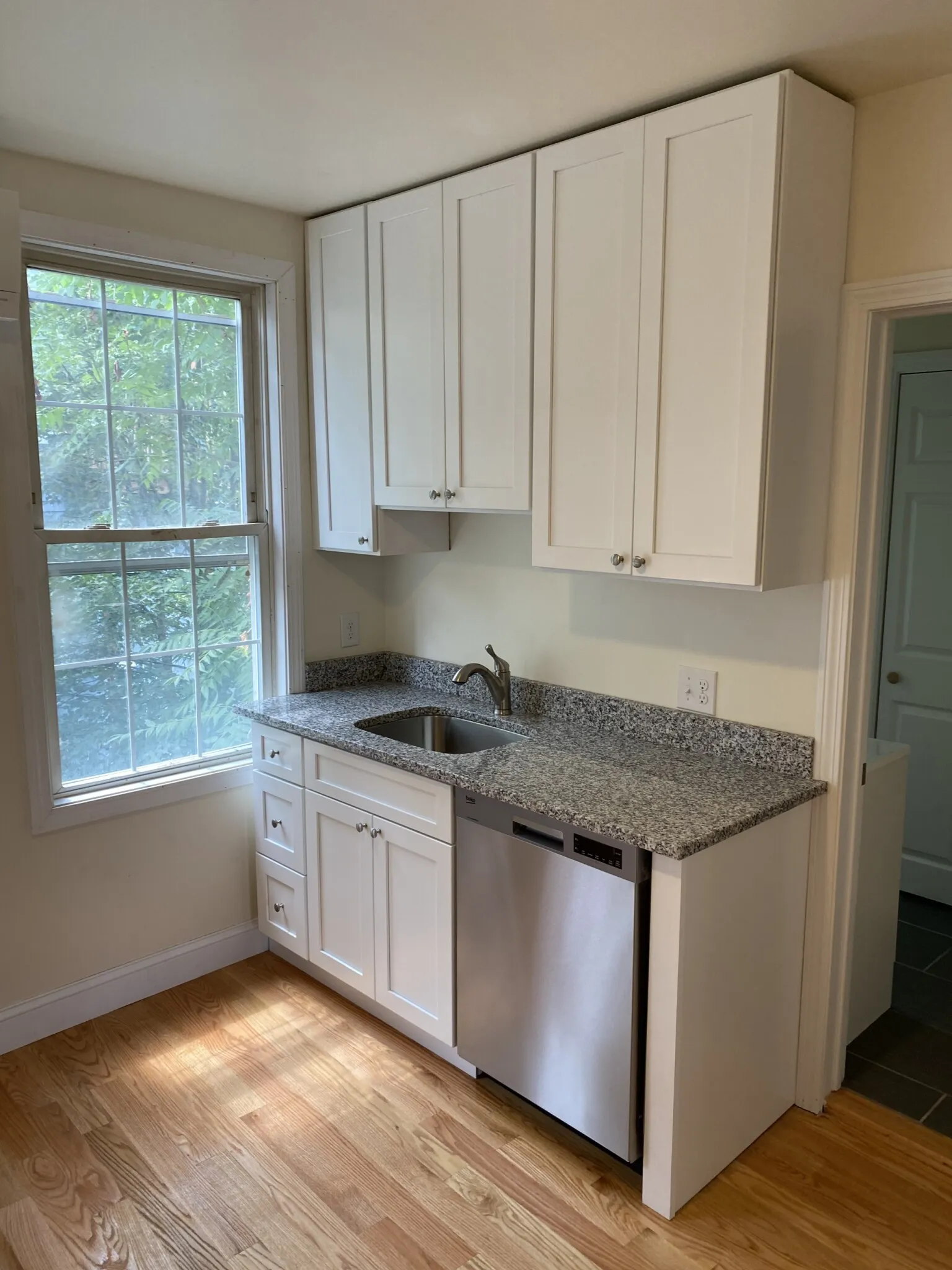 Studio bed, 1 bath apartment for rent at 83 Bolton St Unit 2, South Boston — photo 11 of 16