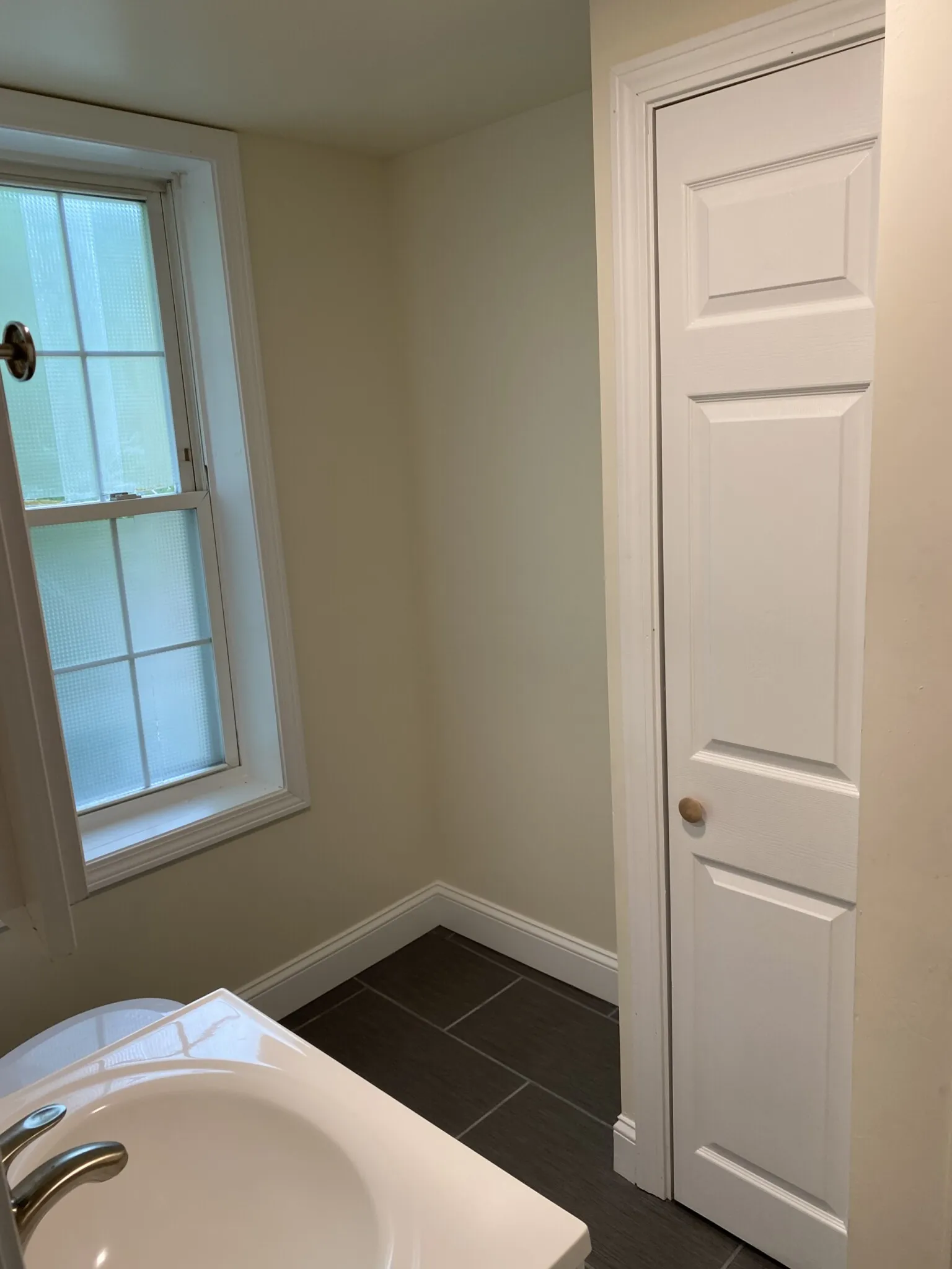 Studio bed, 1 bath apartment for rent at 83 Bolton St Unit 2, South Boston — photo 15 of 16