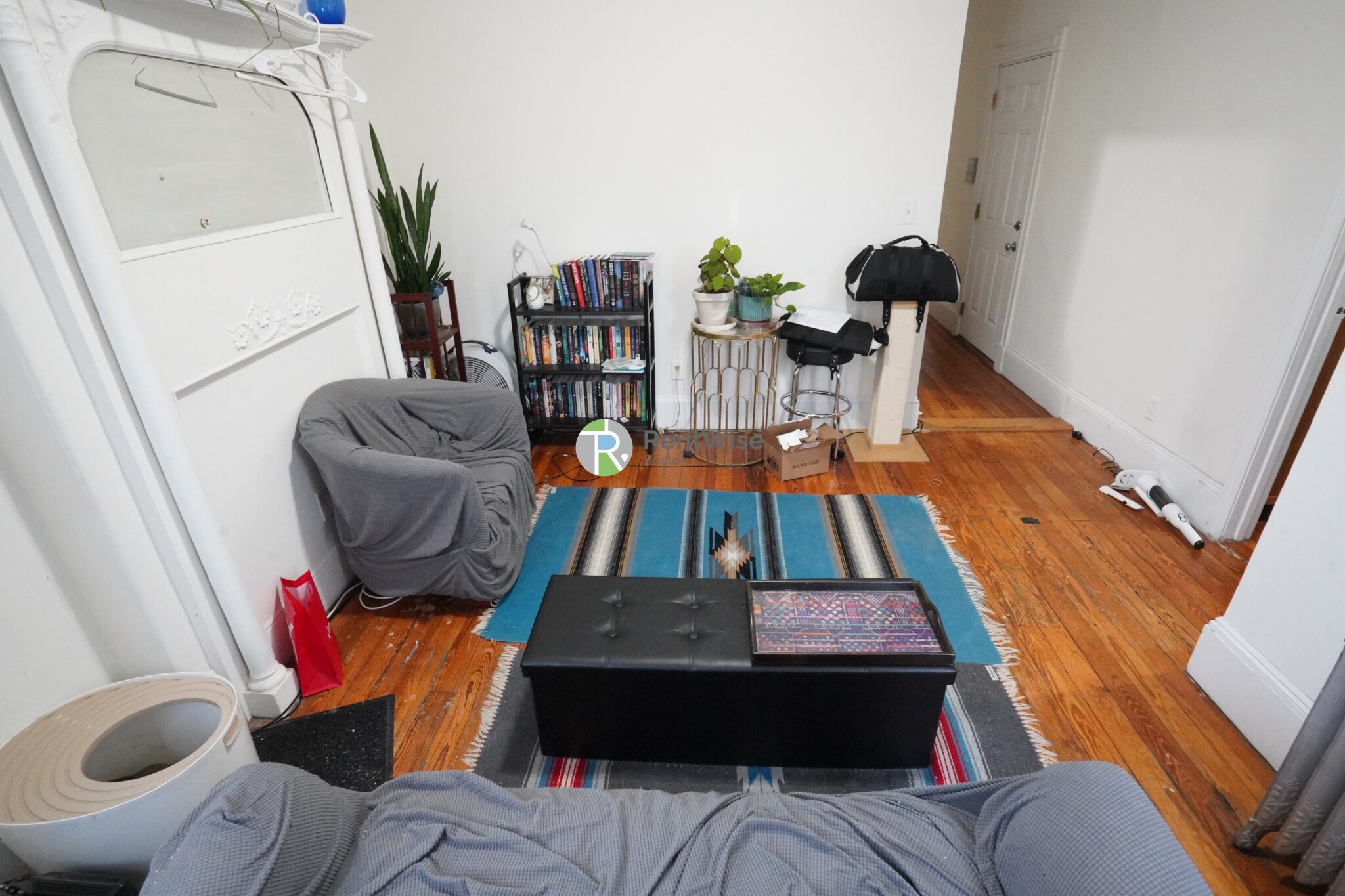 3 bed, 1.5 bath apartment for rent at 83 Brighton Ave Unit 2, Allston — photo 5 of 17