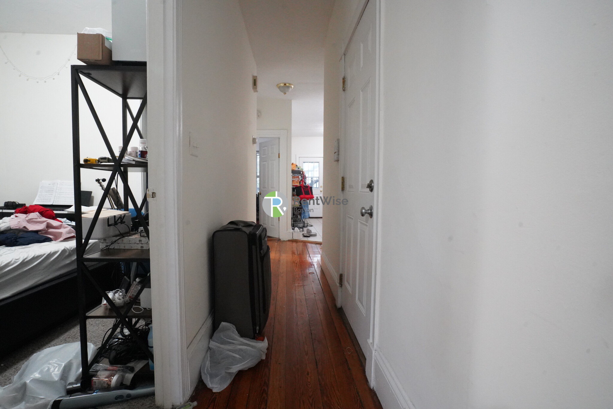 3 bed, 1.5 bath apartment for rent at 83 Brighton Ave Unit 2, Allston — photo 8 of 17