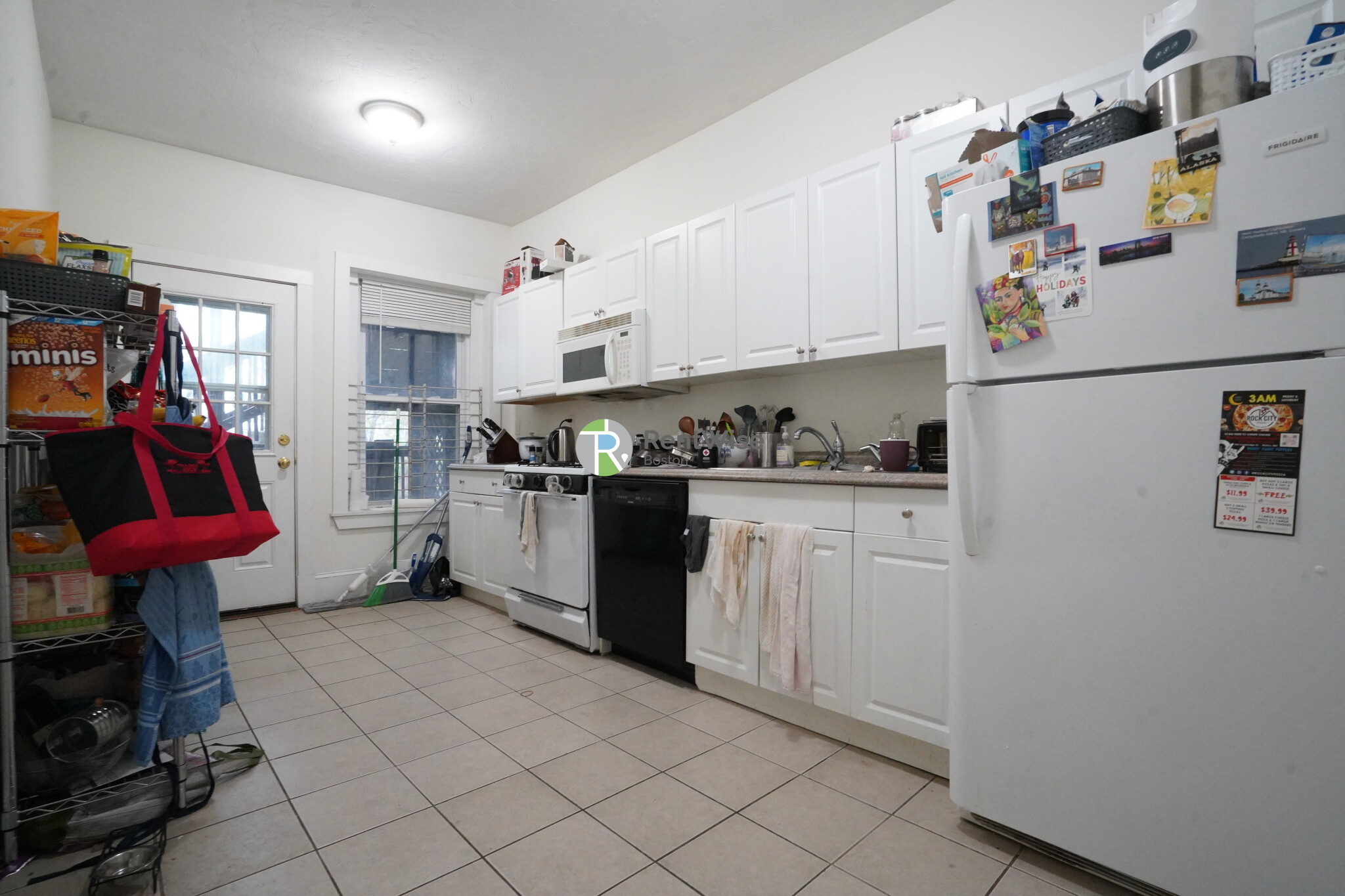 3 bed, 1.5 bath apartment for rent at 83 Brighton Ave Unit 2, Allston — photo 10 of 17