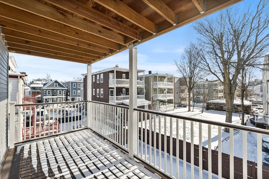 4 bed, 3 bath apartment for rent at 83 Centre St Unit 2, Dorchester — photo 25 of 27