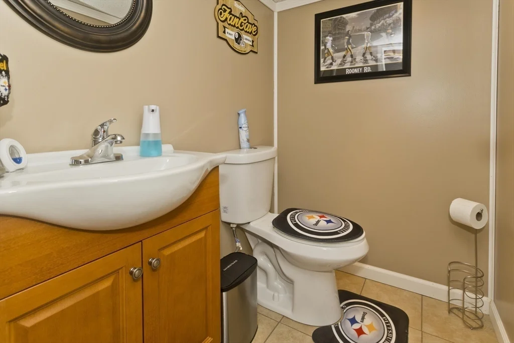 3 bed, 1 bath apartment for rent at 83 Chalmers St, Springfield — photo 14 of 21