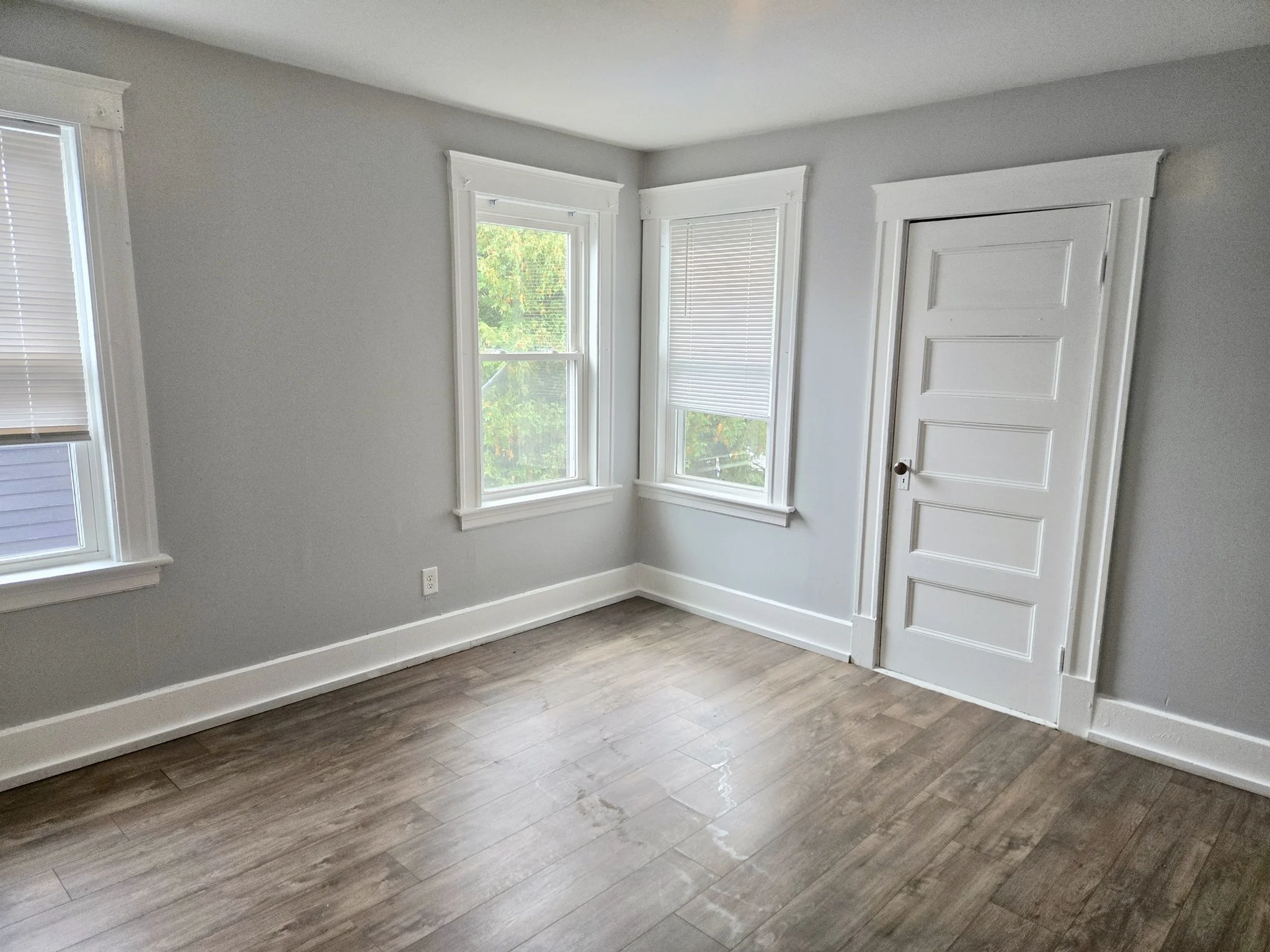 5 bed, 2 bath apartment for rent at 83 Chapin St Unit 1, Southbridge — photo 10 of 13