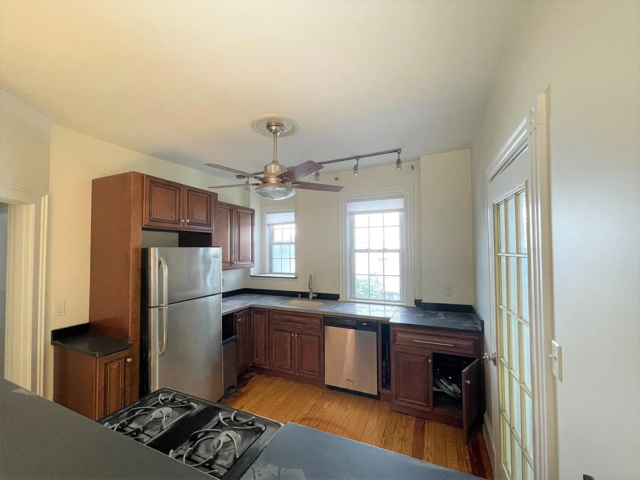 1 bed, 1 bath apartment for rent at 83 Dexter St Unit 1, Malden — photo 1 of 15
