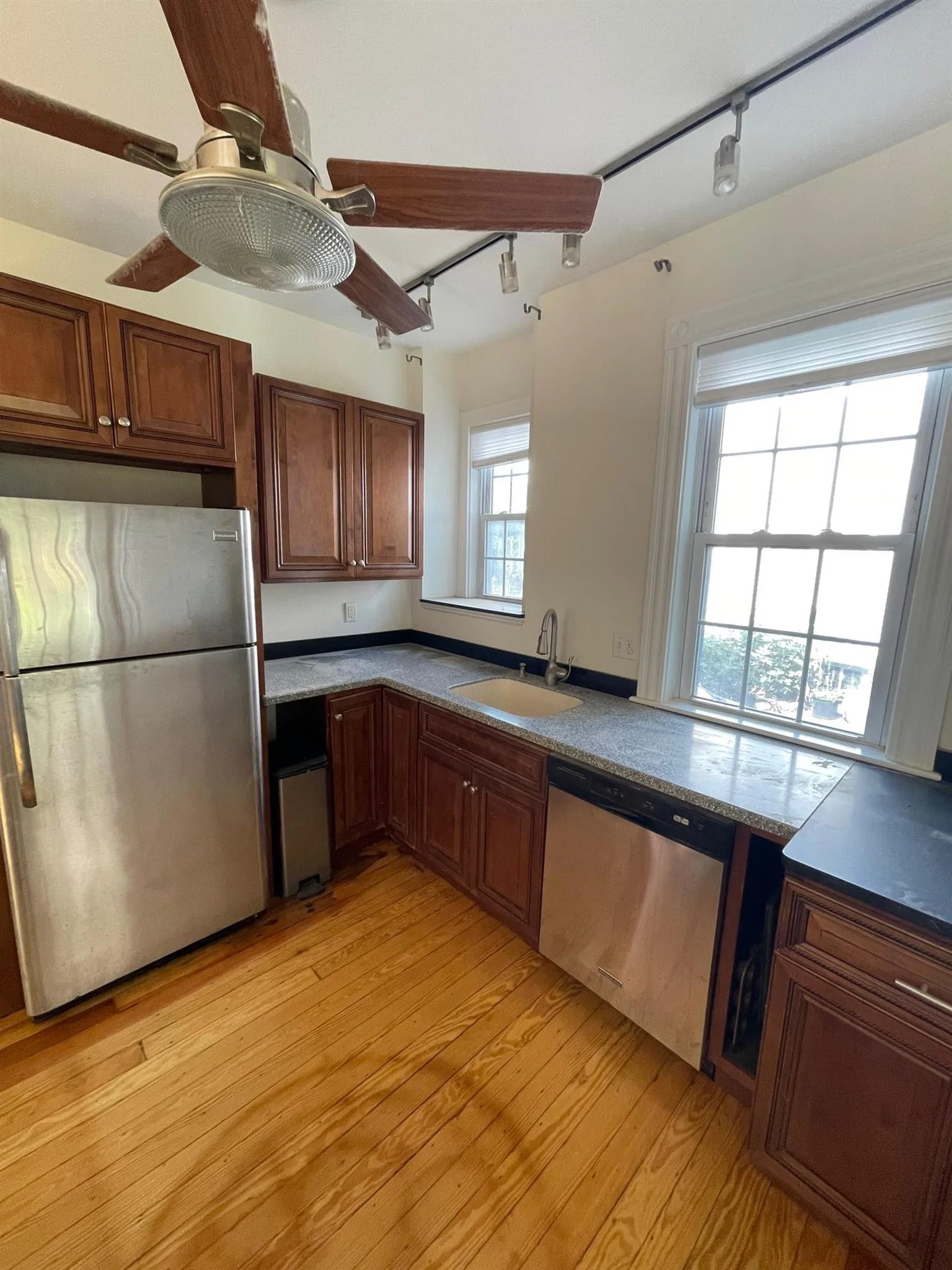 1 bed, 1 bath apartment for rent at 83 Dexter St Unit 1, Malden — photo 3 of 15