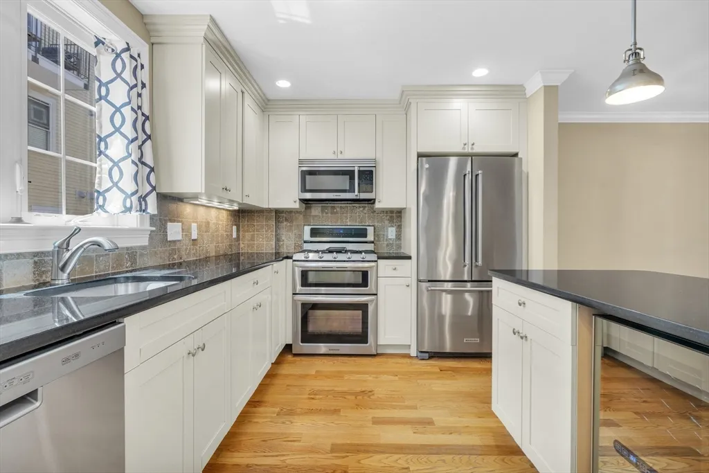 3 bed, 2.5 bath apartment for rent at 83 Dresser St Unit 83, South Boston