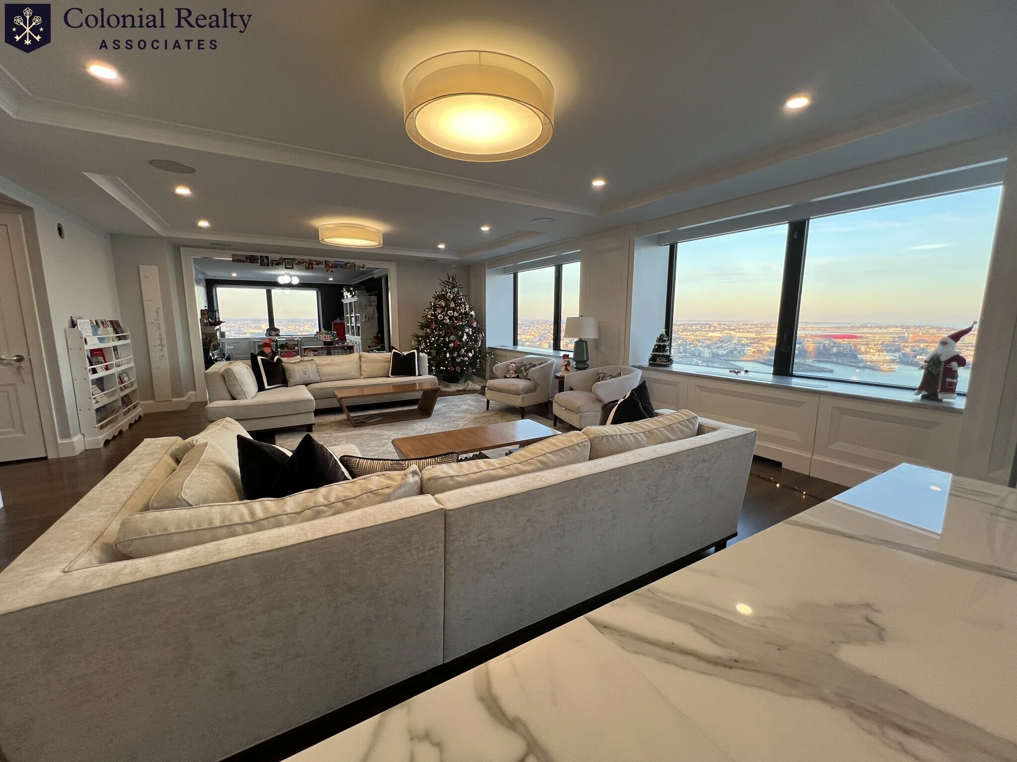 4 bed, 3.5 bath apartment for rent at 83 East India Row Unit 39, Boston Downtown — photo 35 of 43