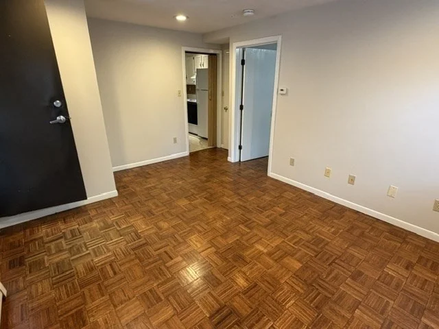 1 bed, 1 bath apartment for rent at 83 Elm St Unit 1, Union Hill — photo 2 of 9