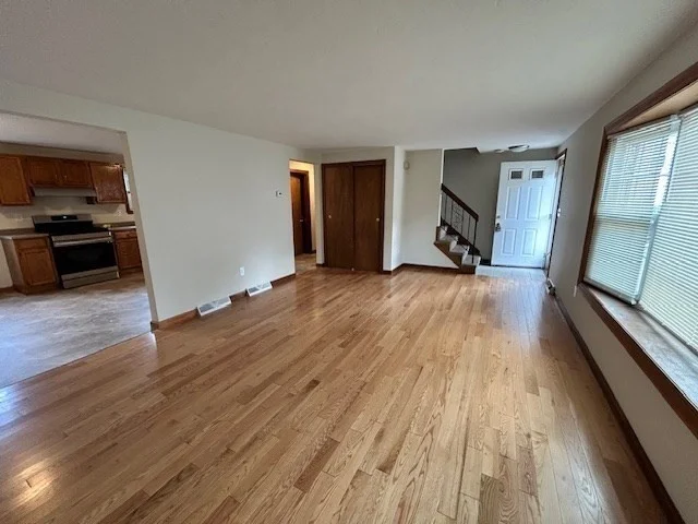 3 bed, 1 bath apartment for rent at 83 Emmet Unit 83, Brockton — photo 6 of 25