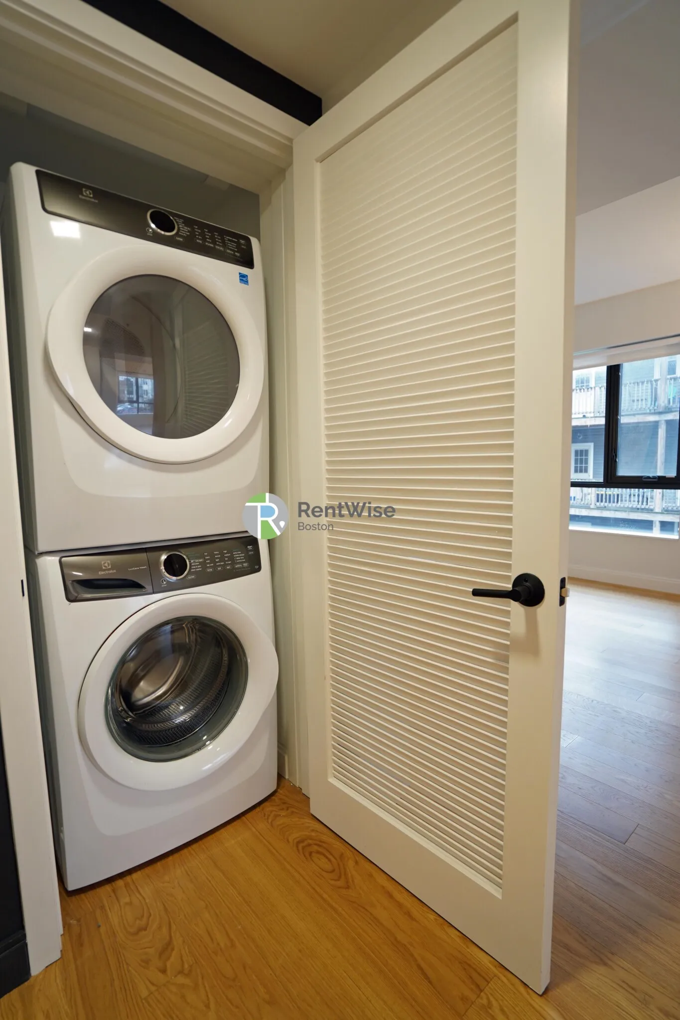 2 bed, 2 bath apartment for rent at 83 Gardner St Unit 201, Allston — photo 16 of 27