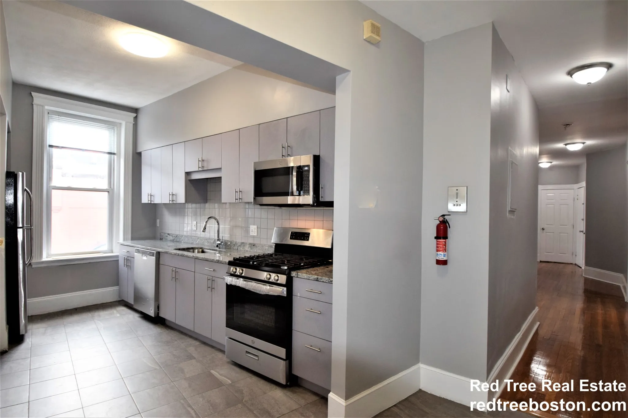 4 bed, 2 bath apartment for rent at 83 Glenville Ave Unit 1, Brighton — photo 5 of 19